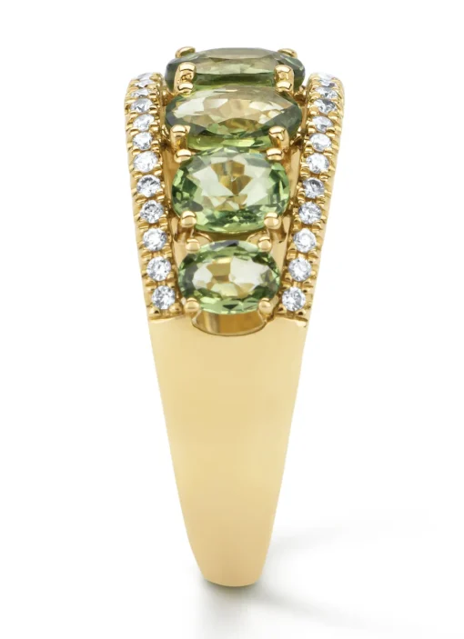 Geelgouden ring, 3.14 ct groene saffier, Eden