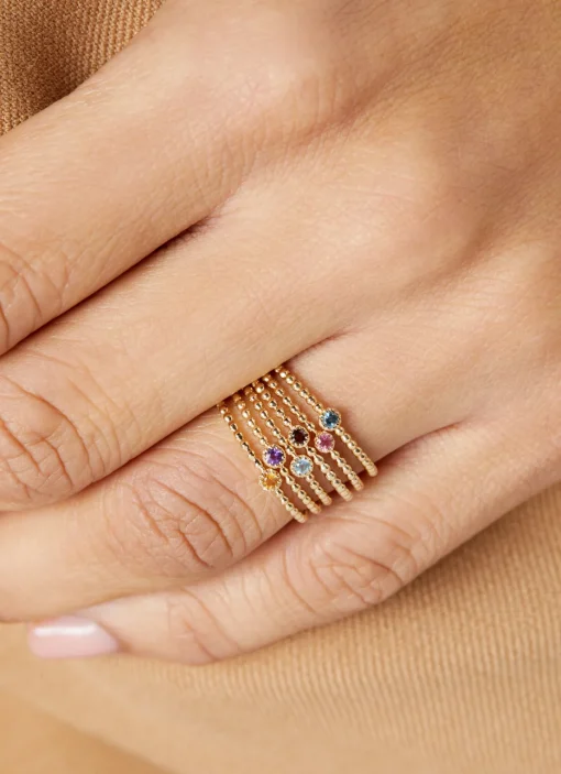 Geelgouden ring, 0.04 ct topaas, Joy
