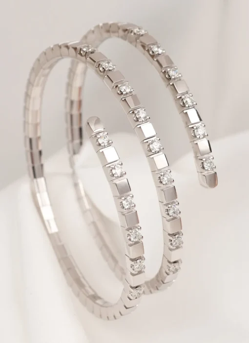Witgouden armband, 1.50 ct diamant, Gallery