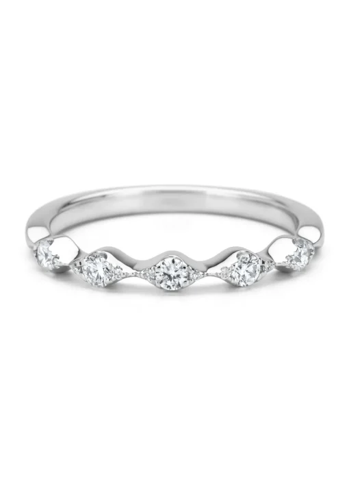 Witgouden ring, 0.24 ct diamant, Caviar